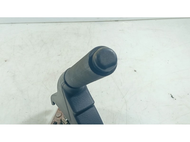 Recambio de palanca freno de mano para hyundai getz (tb) 1.1 referencia OEM IAM 597101C000DB  