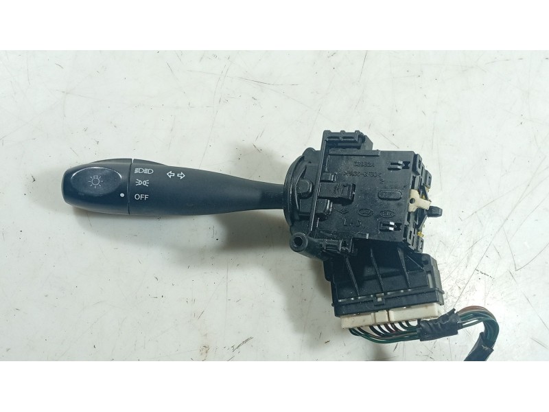 Recambio de mando luces para hyundai getz (tb) 1.1 referencia OEM IAM   