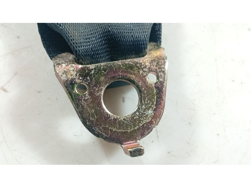 Recambio de anclaje cinturon trasero central para hyundai getz (tb) 1.1 referencia OEM IAM   