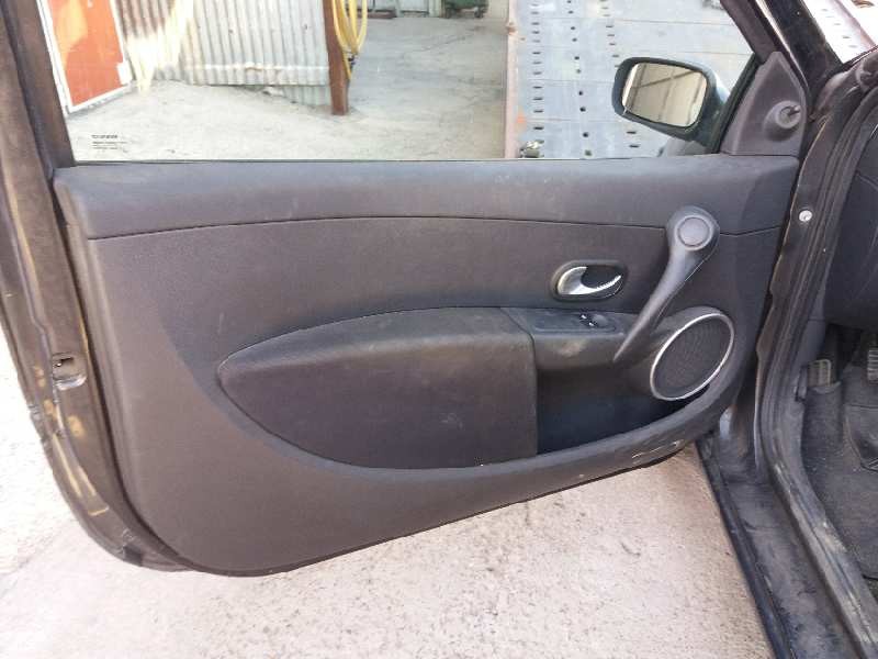 renault clio iii 1.5 dci diesel cat   |   0.05 - ... | 2005 | 86 cv / 63 kw del año 2005