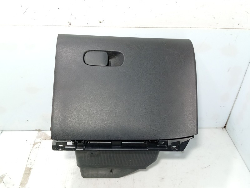 Recambio de guantera para citroën c3 iii (sx) 1.2 puretech 82 referencia OEM IAM   