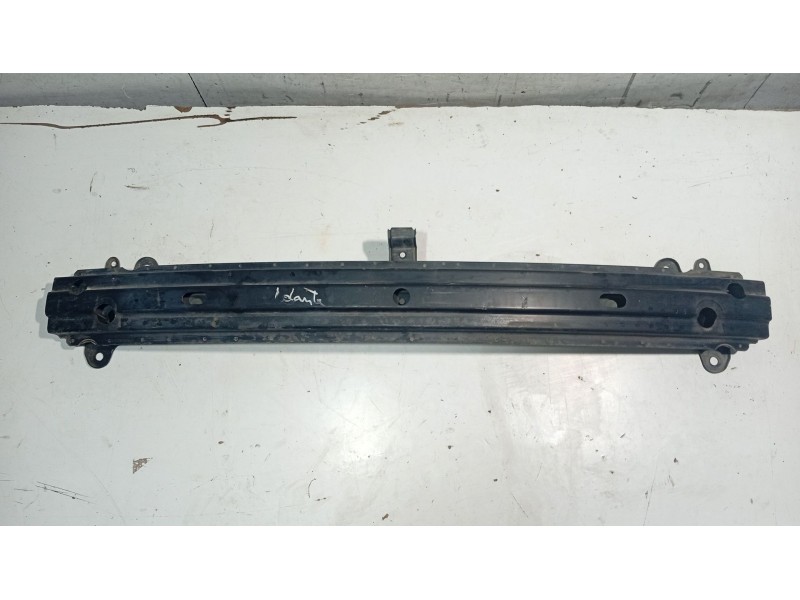 Recambio de refuerzo paragolpes delantero para hyundai getz (tb) 1.1 referencia OEM IAM   