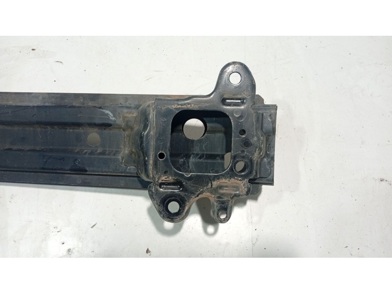 Recambio de refuerzo paragolpes delantero para hyundai getz (tb) 1.1 referencia OEM IAM   