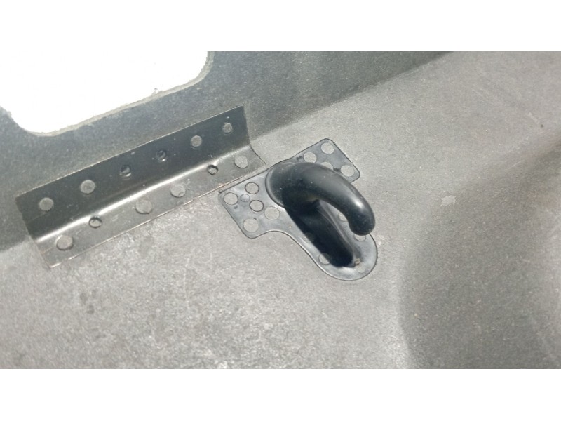 Recambio de bandeja trasera para hyundai getz (tb) 1.1 referencia OEM IAM 859301C900LT  