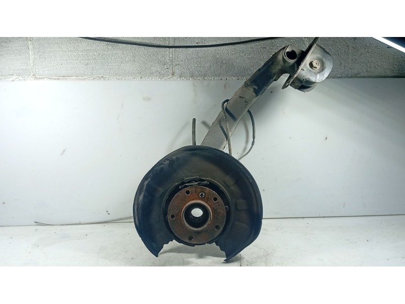 Recambio de mangueta trasera izquierda para bmw 3 (e46) 330 d referencia OEM IAM   