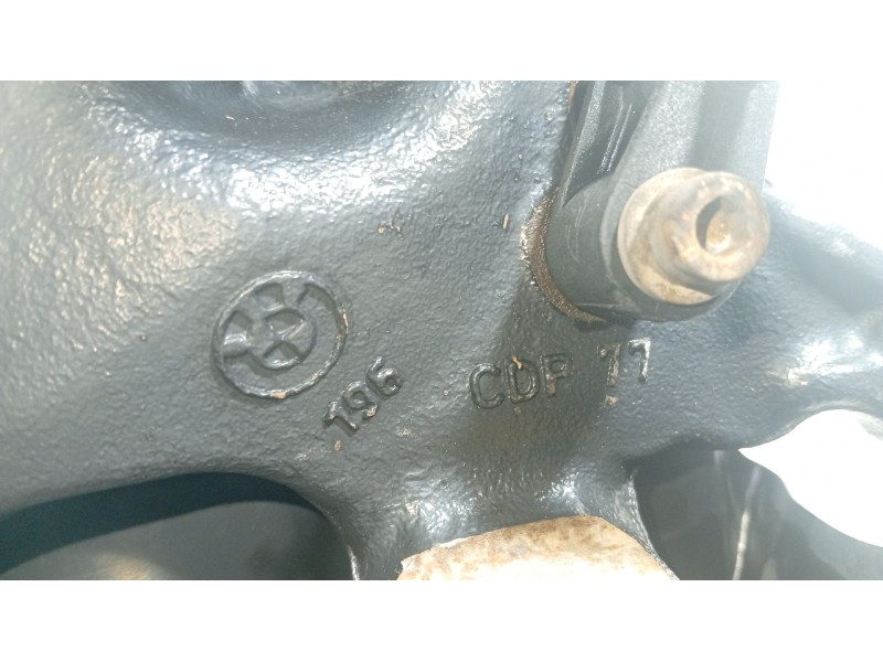 Recambio de mangueta delantera derecha para bmw 3 (e46) 330 d referencia OEM IAM   