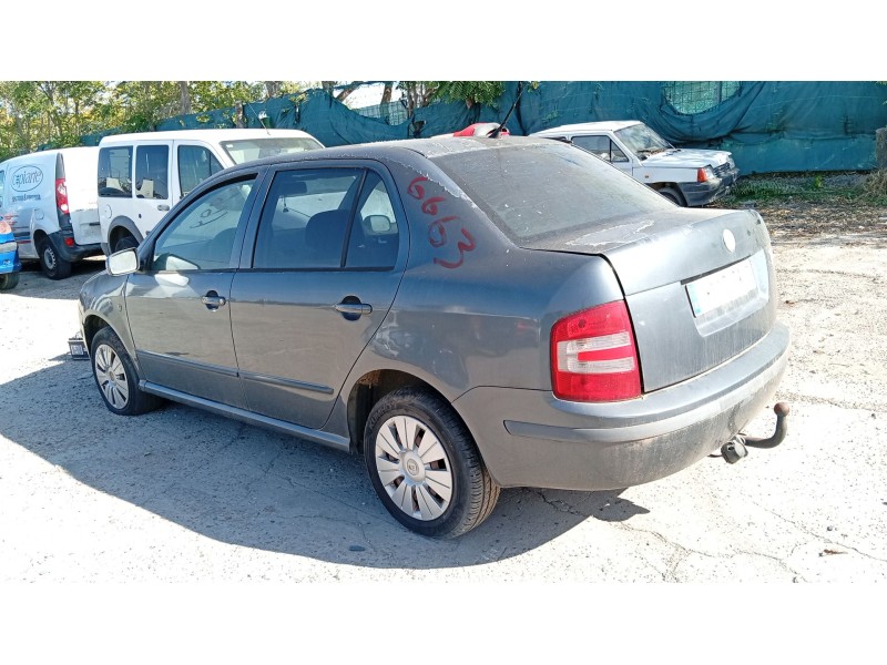 skoda fabia i sedán (6y3) del año 2007