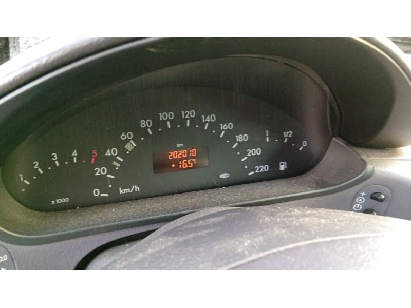 mercedes-benz clase a (w168) del año 2003