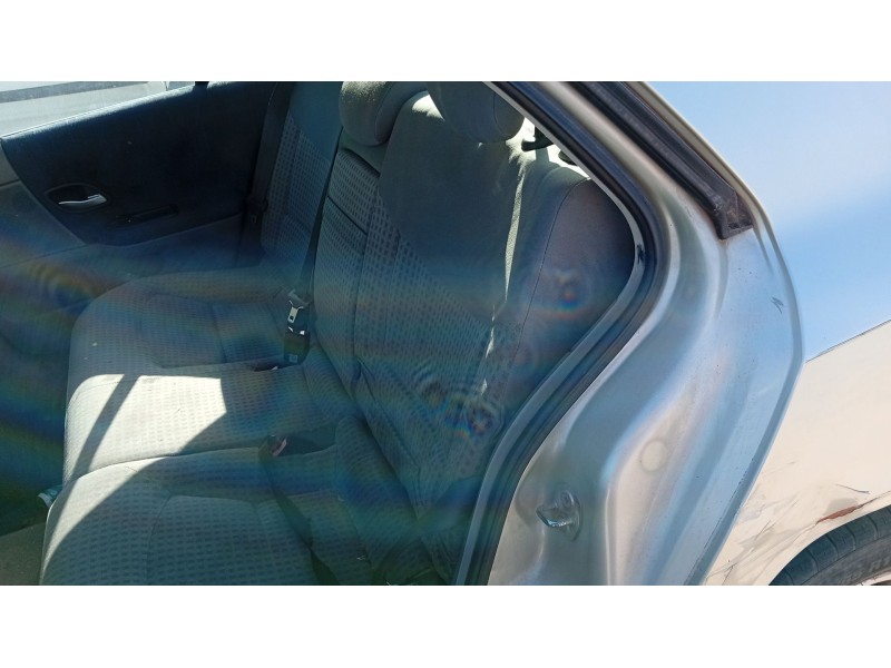 renault laguna ii (bg0/1_) del año 2001