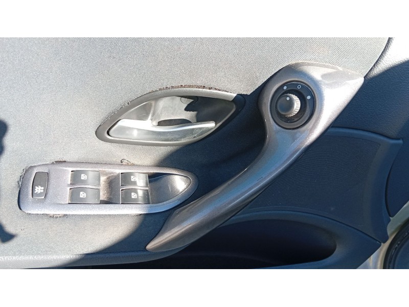 renault laguna ii (bg0/1_) del año 2004
