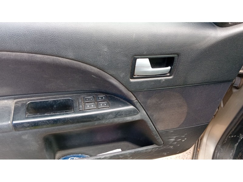 ford mondeo iii sedán (b4y) del año 2003