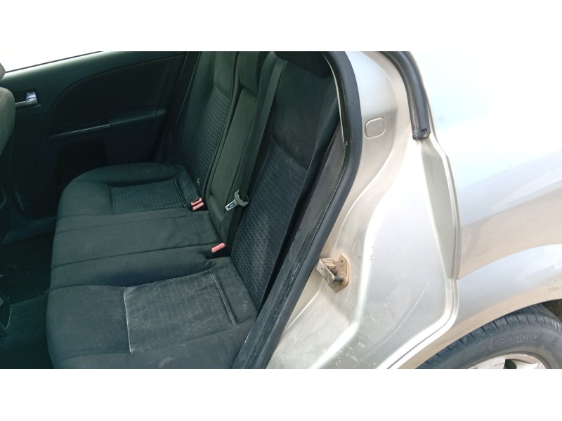 ford mondeo iii sedán (b4y) del año 2003