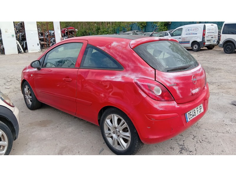 opel corsa d (s07) del año 2006
