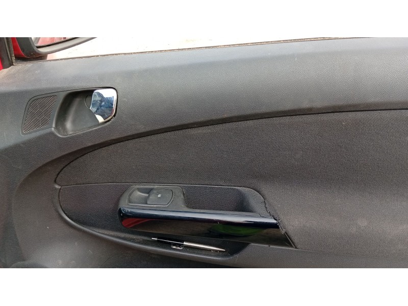 opel corsa d (s07) del año 2006