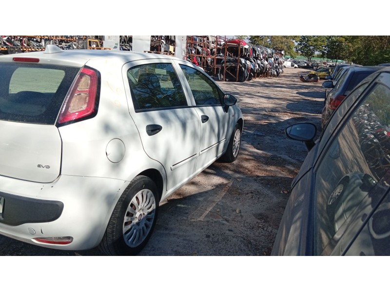 fiat punto (199_) del año 2012