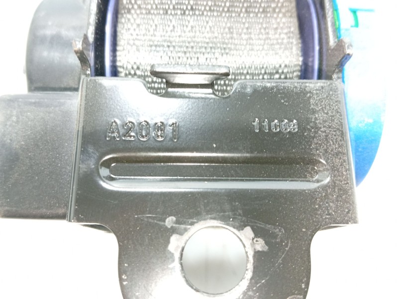 Recambio de cinturon seguridad trasero central para chevrolet spark 1.2 cat referencia OEM IAM   