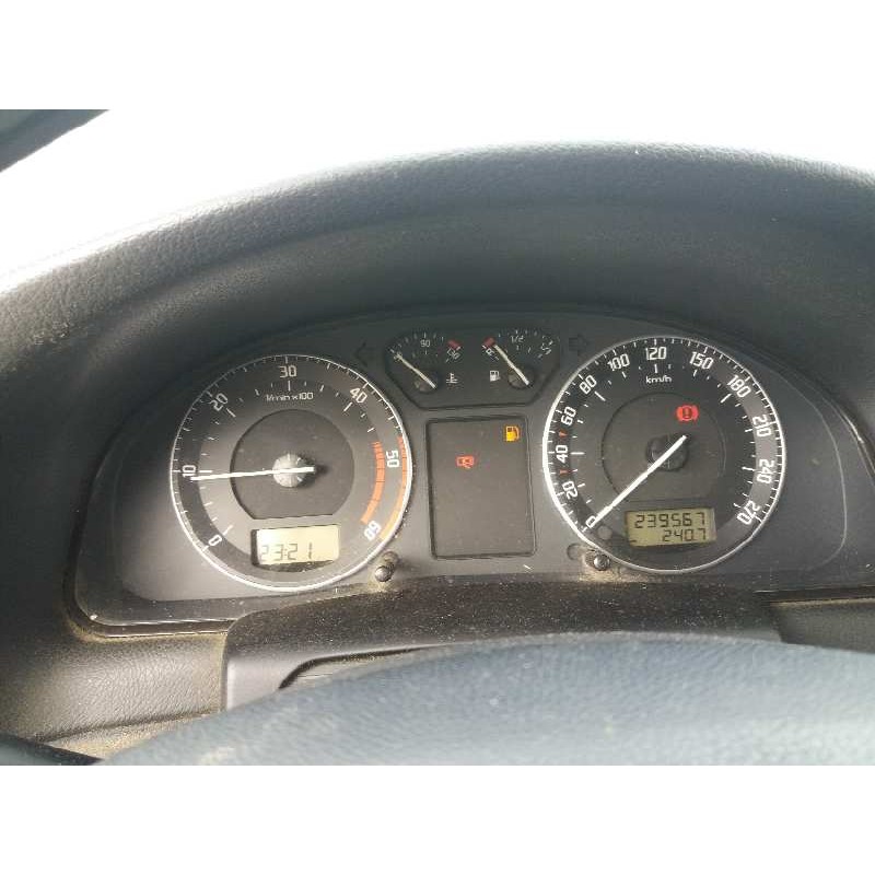 skoda superb (3u4) 1.9 tdi   |   0.02 - ... | 2002 | 116 cv / 85 kw del año 2002