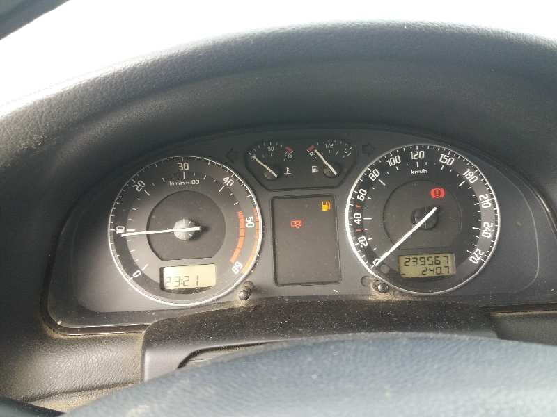 skoda superb (3u4) 1.9 tdi   |   0.02 - ... | 2002 | 116 cv / 85 kw del año 2002