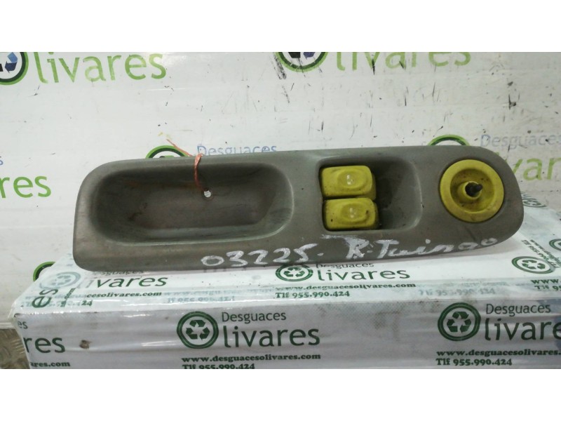 Recambio de mando elevalunas delantero izquierdo para renault twingo (co6)    |   0.93 - 0.07 | 1993 - 2007 referencia OEM IAM  