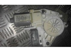 Recambio de elevalunas trasero derecho para renault laguna iii    |   ... | 0 | 140 cv / 106 kw referencia OEM IAM  827300001R-  2