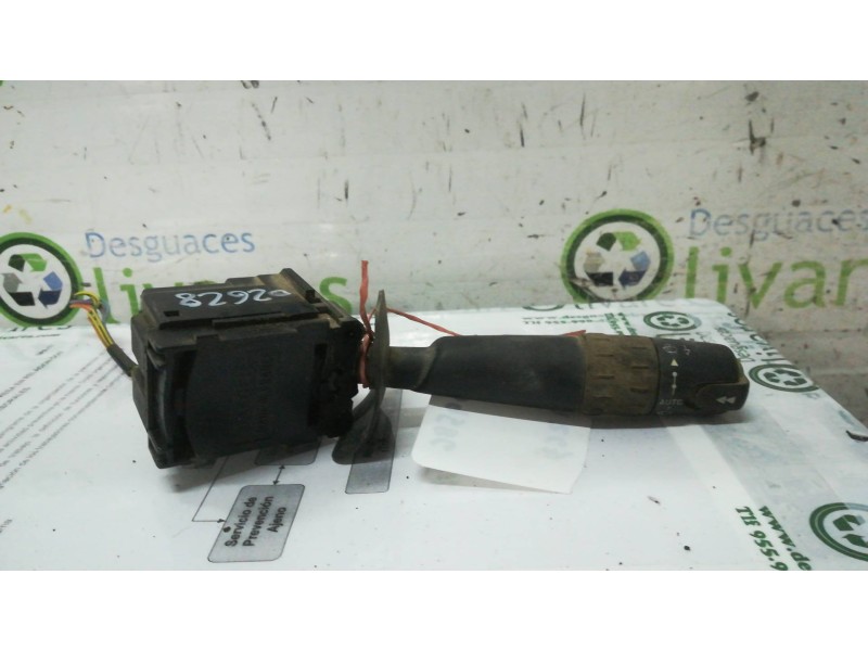 Recambio de mando limpia para peugeot 607 (s1) básico   |   12.00 - 12.04 | 2000 - 2004 | 158 cv / 116 kw referencia OEM IAM 961