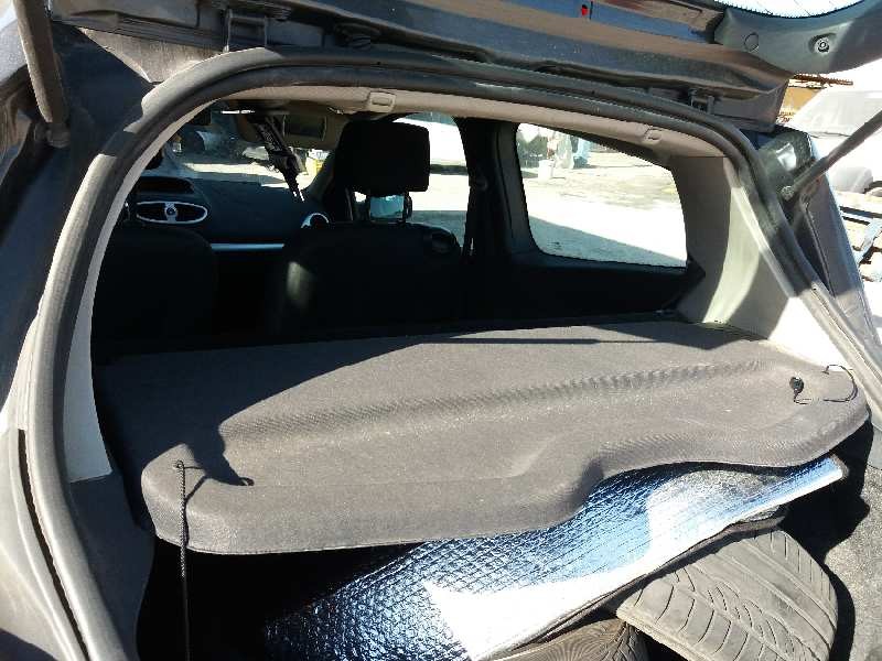 renault clio iii 1.5 dci diesel cat   |   0.05 - ... | 2005 | 86 cv / 63 kw del año 2005