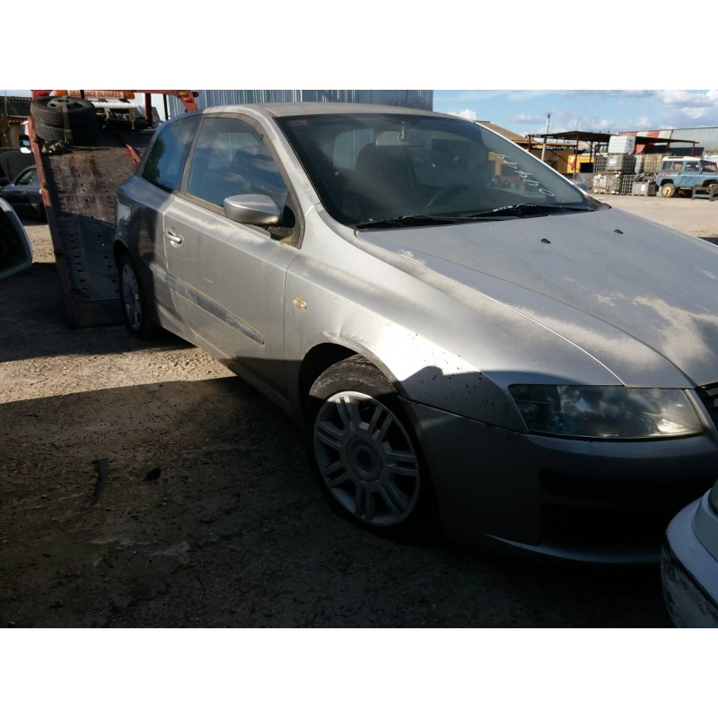 fiat stilo (192) 1.9 jtd cat   |   0.01 - ... | 2001 | 116 cv / 85 kw del año 2001