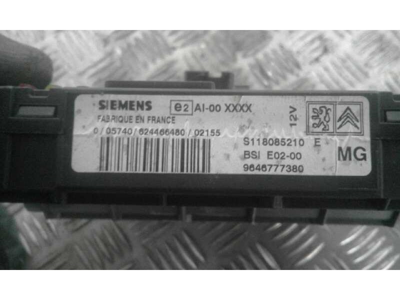 Recambio de caja reles / fusibles para peugeot 206 berlina e-music   |   01.04 - 12.05 | 2004 - 2005 | 75 cv / 55 kw referencia 