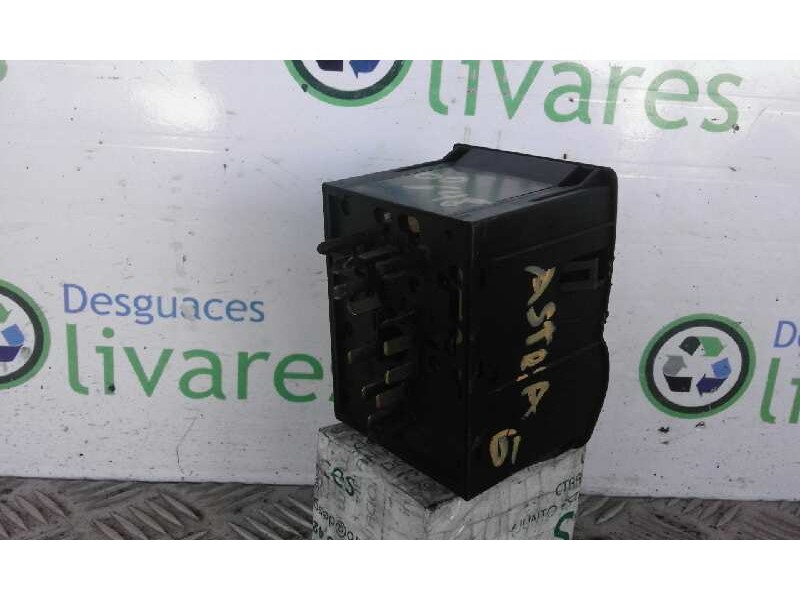 Recambio de no identificado para opel astra g berlina club   |   12.99 - 12.03 | 1999 - 2003 | 75 cv / 55 kw referencia OEM IAM 