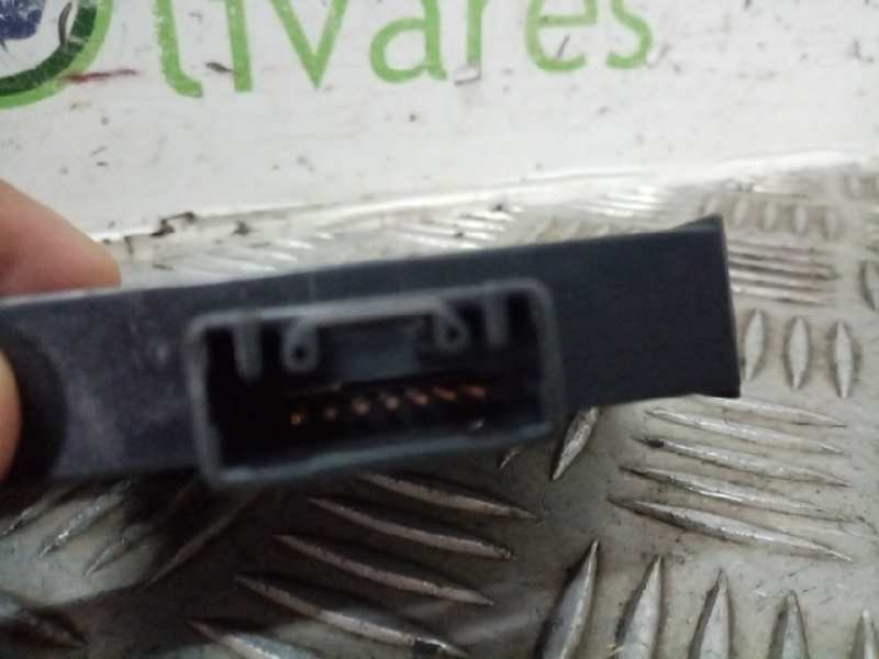 Recambio de warning para toyota prius (nhw20) 1.5 cat   |   0.03 - 0.09 | 2003 - 2009 | 78 cv / 57 kw referencia OEM IAM  758706