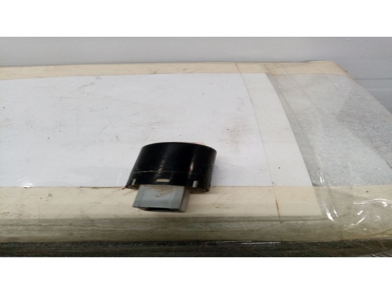 Recambio de rele para  referencia OEM IAM 24330C9960   Recambio de rele para  referencia OEM IAM 24330C9960