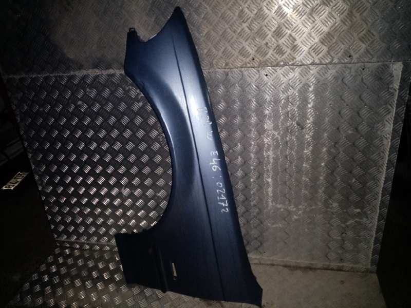 Recambio de aleta delantera izquierda para  referencia OEM IAM   