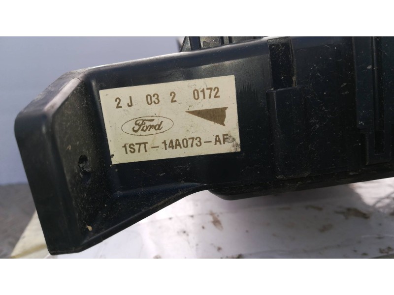 Recambio de caja reles / fusibles para ford mondeo berlina (ge) trend   |   08.02 - 12.03 | 2002 - 2003 | 116 cv / 85 kw referen