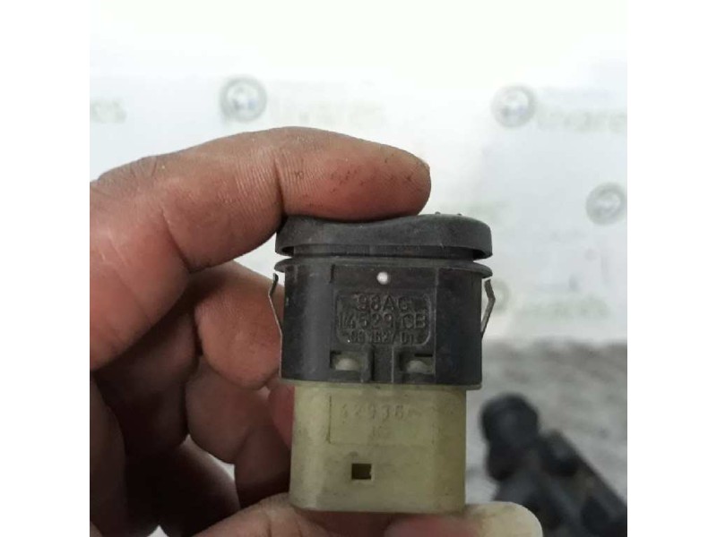 Recambio de mando elevalunas delantero izquierdo para  referencia OEM IAM 98AG14529CB  