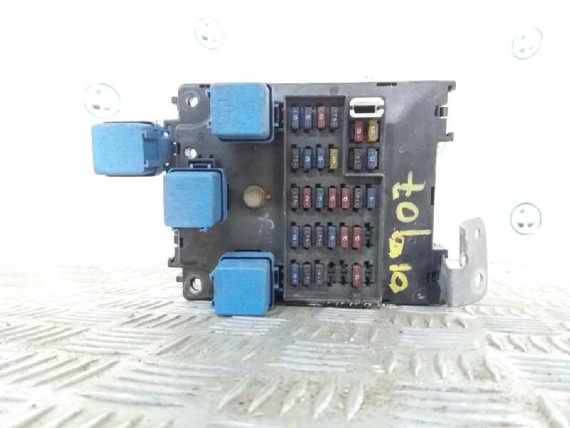 Recambio de caja reles / fusibles para nissan primera berlina (p11) gx   |   05.96 - 12.99 | 1996 - 1999 | 90 cv / 66 kw referen