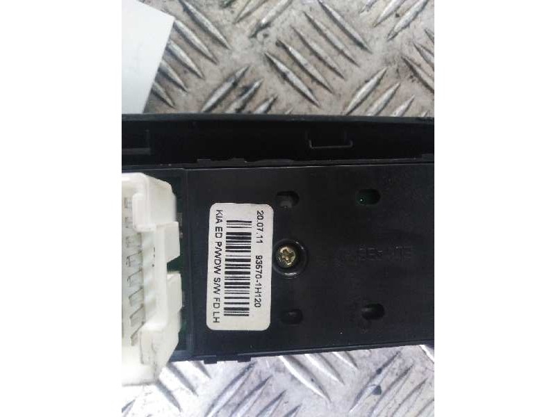 Recambio de mando elevalunas delantero izquierdo para  referencia OEM IAM  93570 1H120 