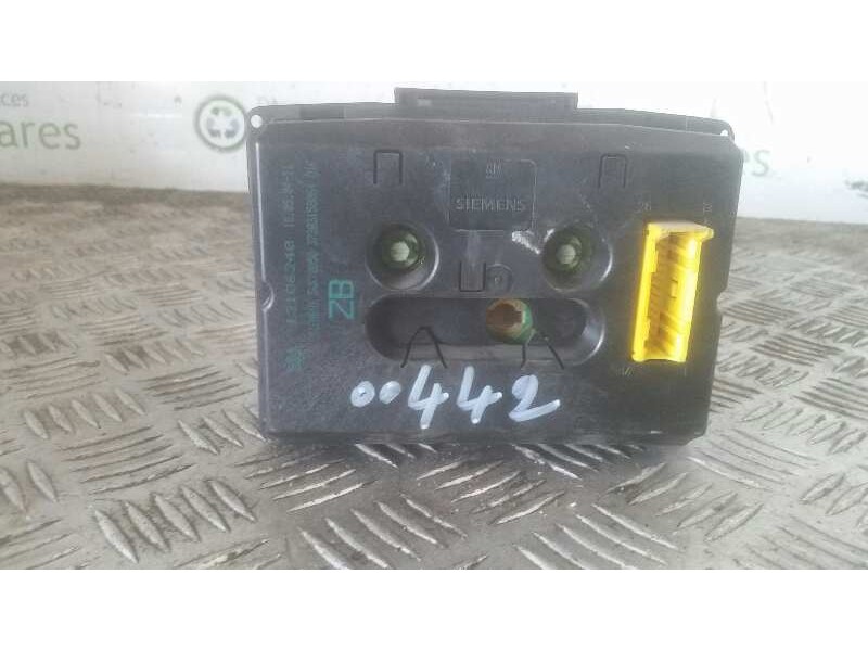 Recambio de pantalla multifuncion para opel zafira a club   |   02.99 - 12.05 | 1999 - 2005 | 101 cv / 74 kw referencia OEM IAM 