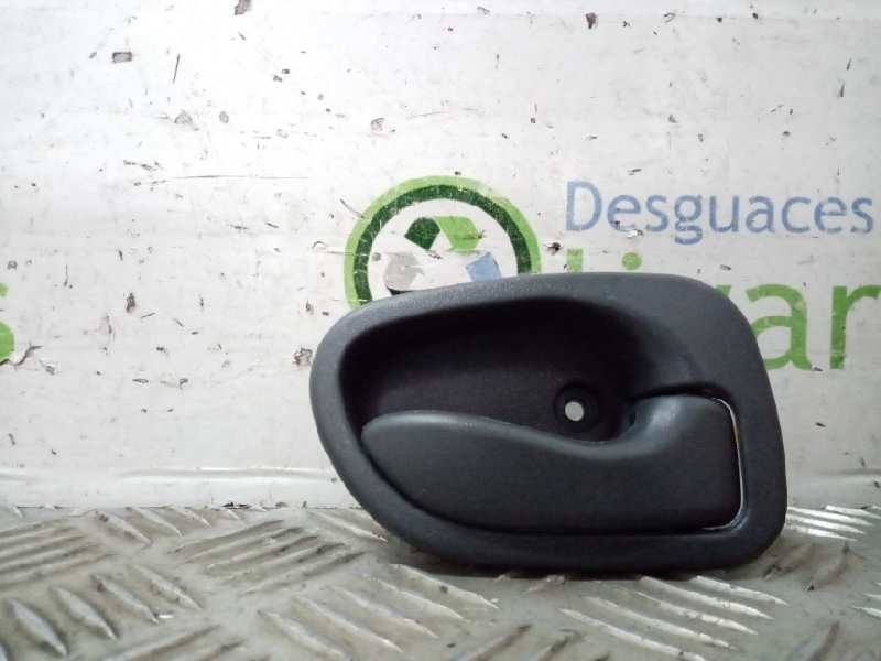 Recambio de maneta interior delantera derecha para  referencia OEM IAM   