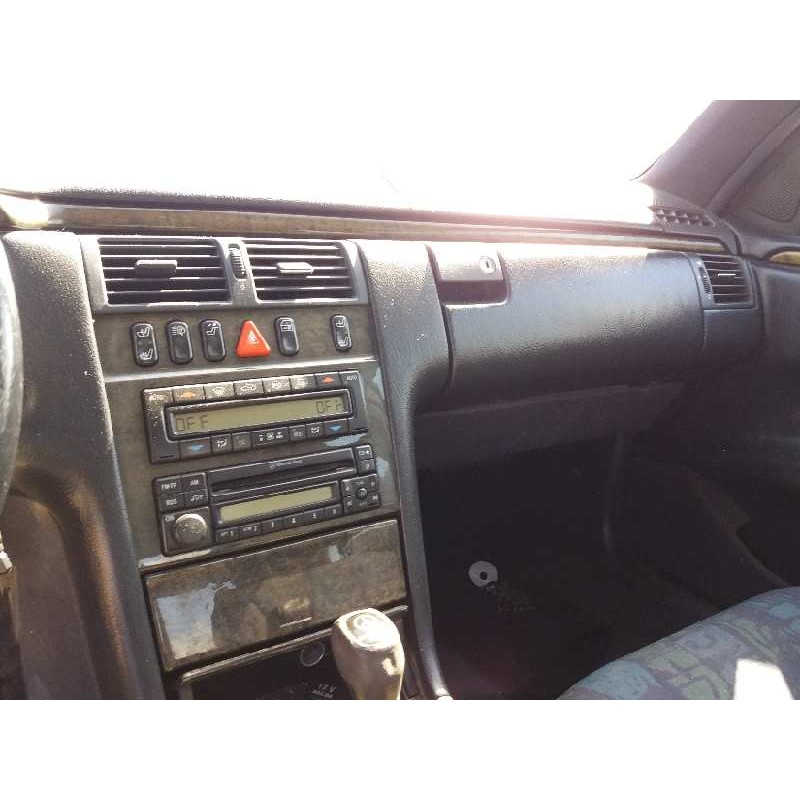 mercedes clase e (w210) berlina diesel 2.9 turbodiesel cat   |   0.95 - 0.02 | 1995 - 2002 | 129 cv / 95 kw del año 1995 mercedes clase e (w210) berlina diesel 2.9 turbodiesel cat   |   0.95 - 0.02 | 1995 - 2002 | 129 cv / 95 kw del año 1995