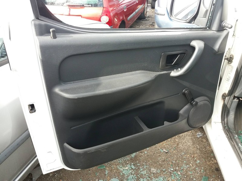 citroen berlingo 1.9 diesel   |   0.02 - ... | 2002 | 69 cv / 51 kw del año 2002