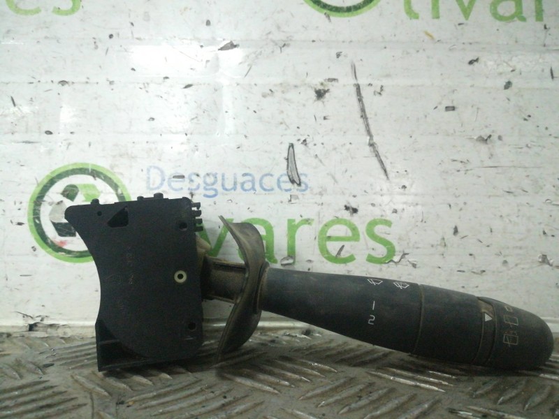 Recambio de mando limpia para renault kangoo (f/kc0) expression 4x4   |   07.03 - 12.05 | 2003 - 2005 | 84 cv / 62 kw referencia Recambio de mando limpia para renault kangoo (f/kc0) expression 4x4   |   07.03 - 12.05 | 2003 - 2005 | 84 cv / 62 kw referencia