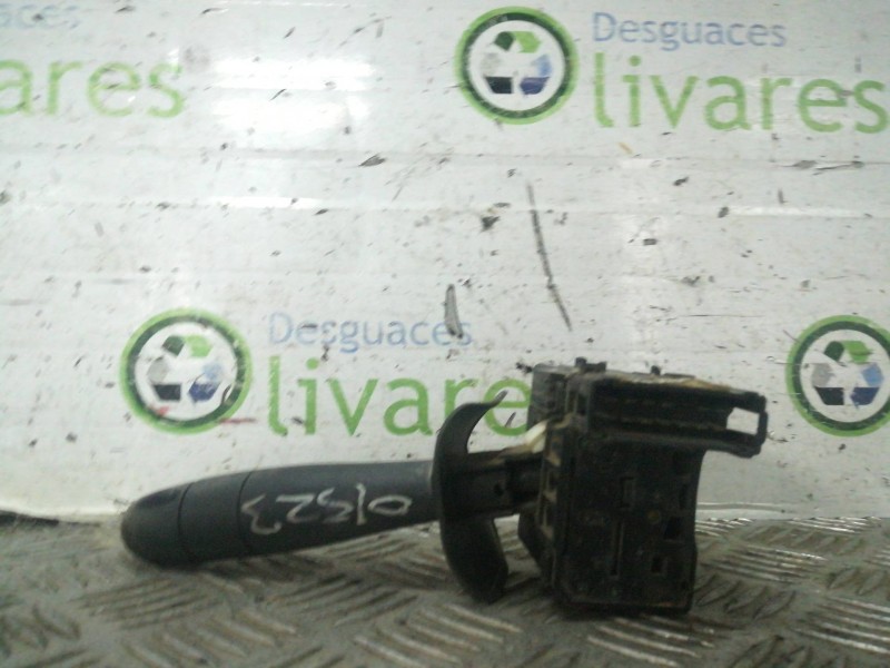 Recambio de mando limpia para renault kangoo (f/kc0) expression 4x4   |   07.03 - 12.05 | 2003 - 2005 | 84 cv / 62 kw referencia Recambio de mando limpia para renault kangoo (f/kc0) expression 4x4   |   07.03 - 12.05 | 2003 - 2005 | 84 cv / 62 kw referencia