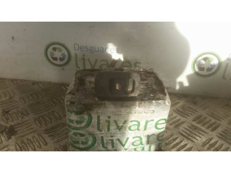 Recambio de mando elevalunas trasero derecho para citroen c4 picasso 1.6 16v hdi fap   |   0.07 - 0.13 | 2007 - 2013 | 109 cv / 