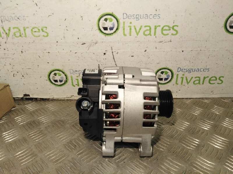 Recambio de alternador para  referencia OEM IAM 12045240  