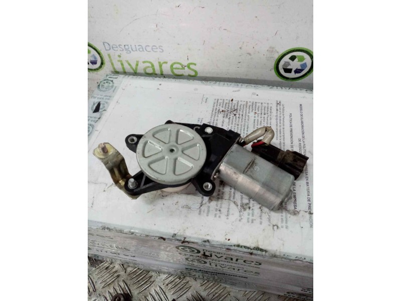 Recambio de motor elevalunas delantero izquierdo para fiat linea (110)    |   0.07 - ... | 2007 referencia OEM IAM   