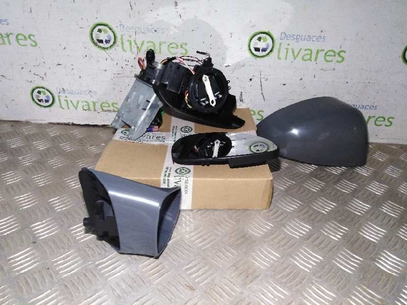 Recambio de retrovisor derecho para  referencia OEM IAM 27228062  