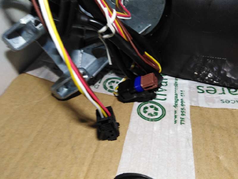 Recambio de retrovisor izquierdo para  referencia OEM IAM 27228081  