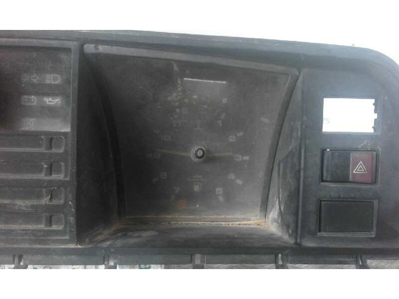 Recambio de cuadro instrumentos para volkswagen santana (327) cx   |   08.83 - ... | 1983 | 69 cv / 51 kw referencia OEM IAM   