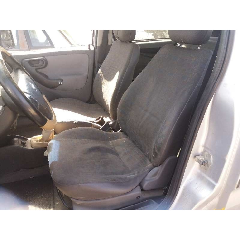 opel combo (corsa c) 1.7 16v di cat (y 17 dtl / lk8)   |   0.01 - ... | 2001 | 65 cv / 48 kw del año 2001