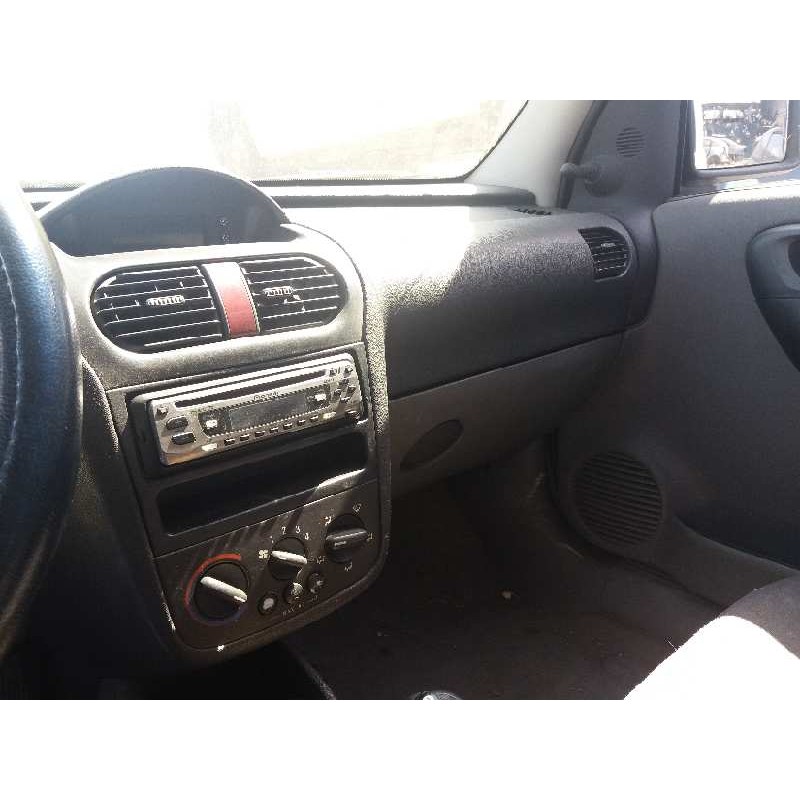 opel combo (corsa c) 1.7 16v di cat (y 17 dtl / lk8)   |   0.01 - ... | 2001 | 65 cv / 48 kw del año 2001